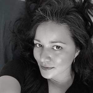 Meet your Posher, Grace a.